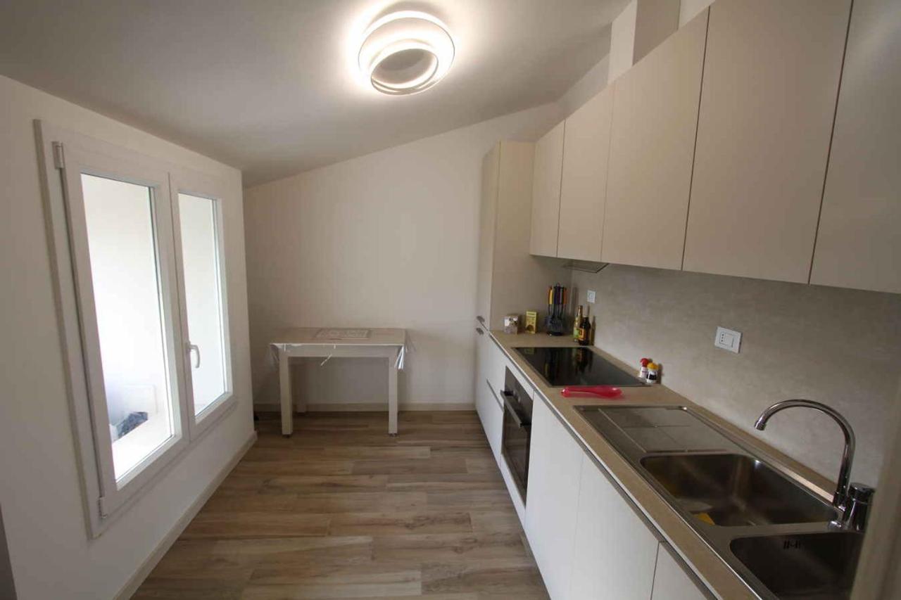 Attico Arrighi Apartment ลุคคา ภายนอก รูปภาพ