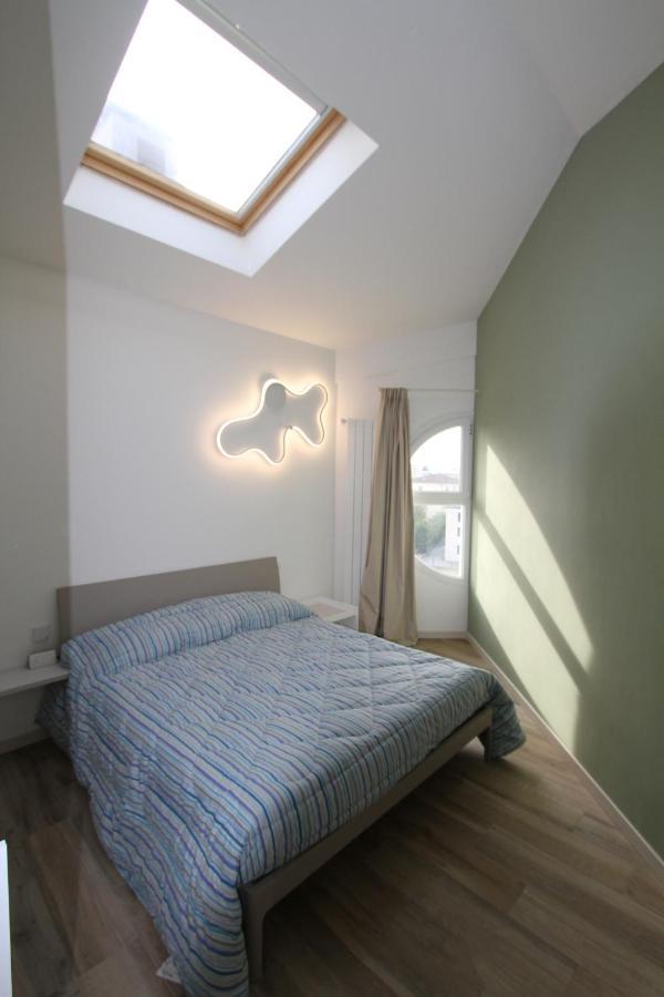 Attico Arrighi Apartment ลุคคา ภายนอก รูปภาพ